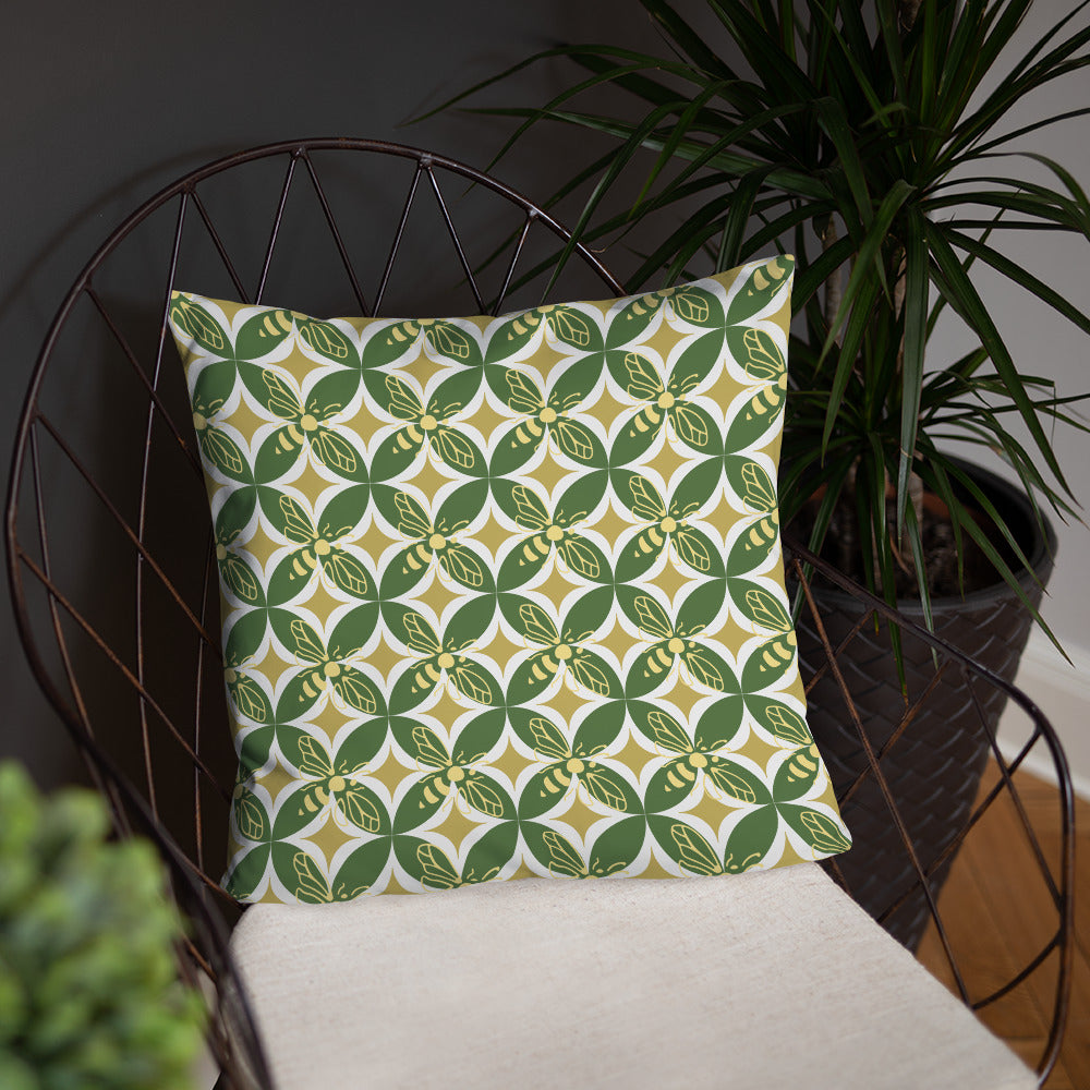 Bee Garden Basic Pillow